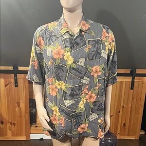 Tommy Bahama Men's Relax Short Sleeve Button Front Hawaiian 100% Silk Shirt